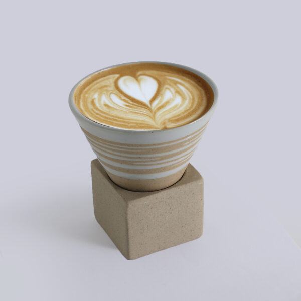 Viking shaped mug02